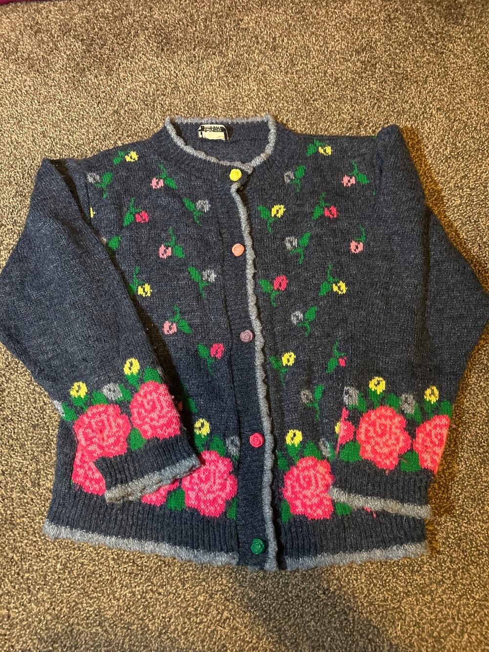 90s vintage jet set made in USA floral knit cardigan size small